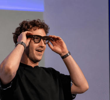 mark-zuckerberg-smart-glasses