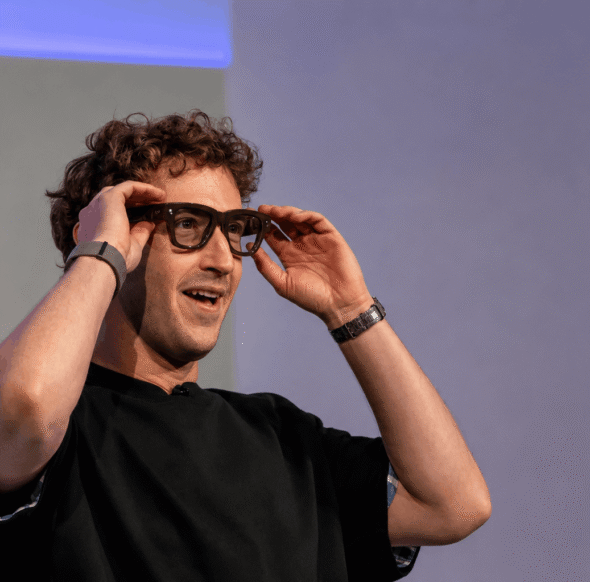 mark-zuckerberg-smart-glasses
